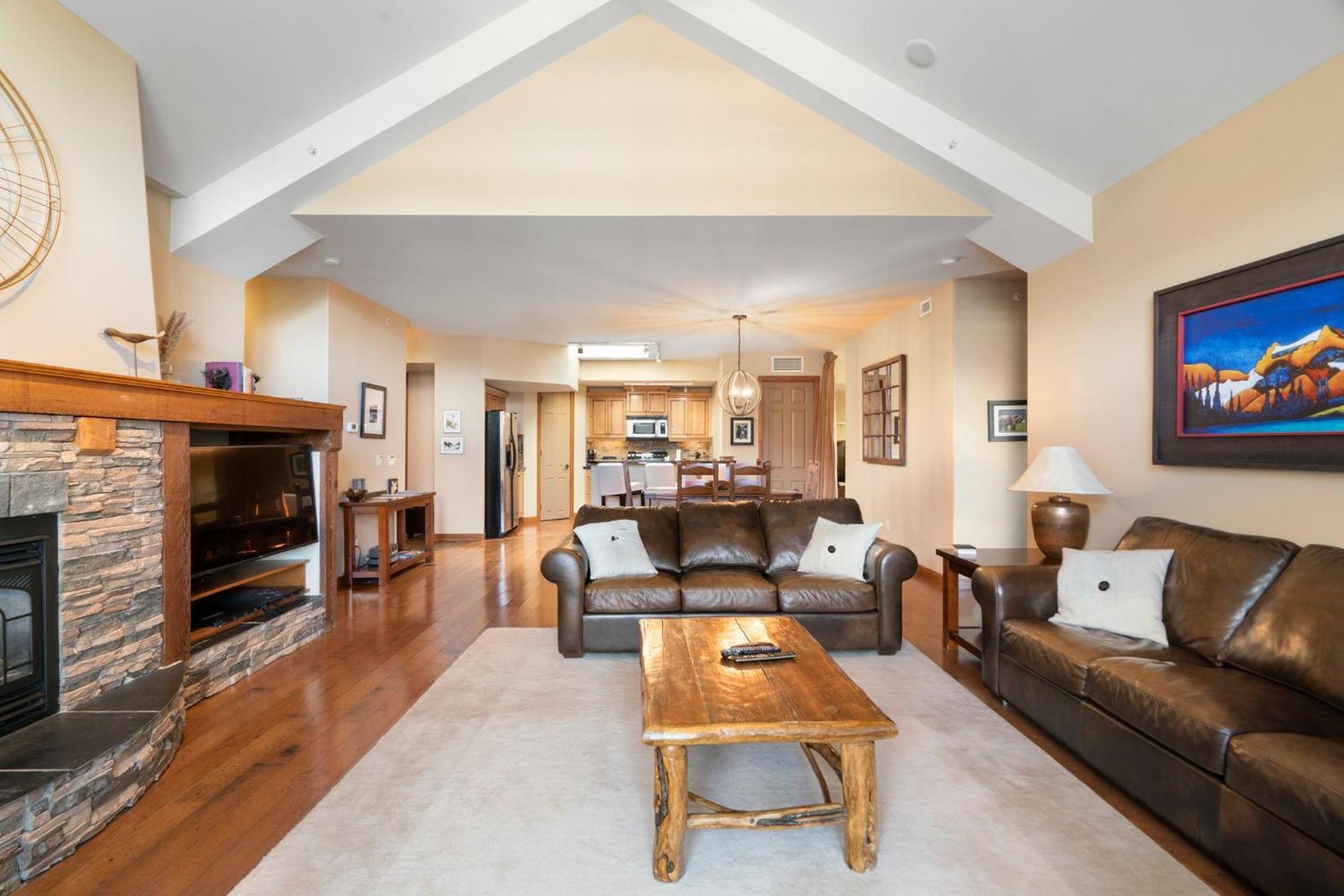 Cascade Penthouse By Canadian Rockies Vacation Rentals Canmore Exterior photo