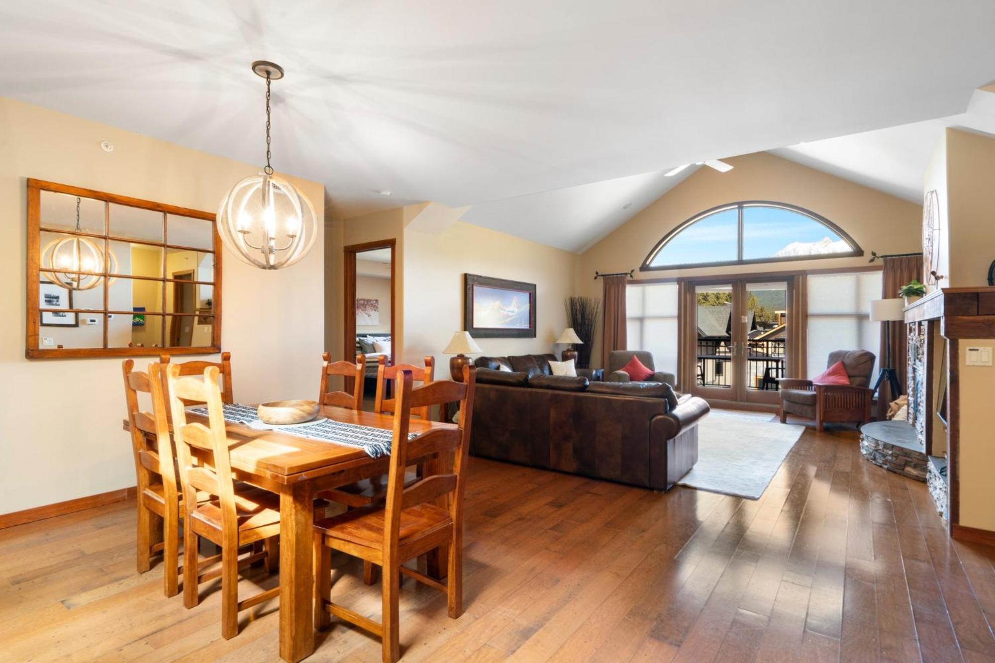 Cascade Penthouse By Canadian Rockies Vacation Rentals Canmore Exterior photo