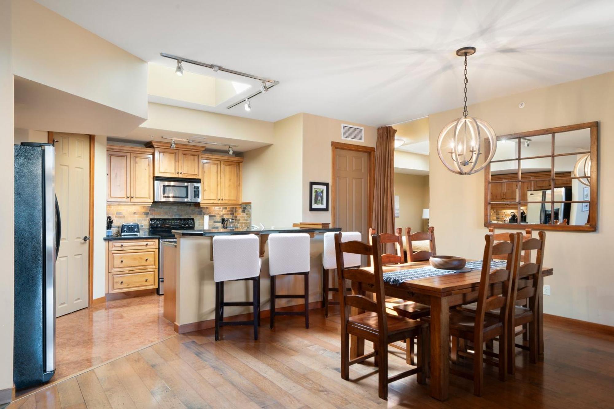 Cascade Penthouse By Canadian Rockies Vacation Rentals Canmore Exterior photo